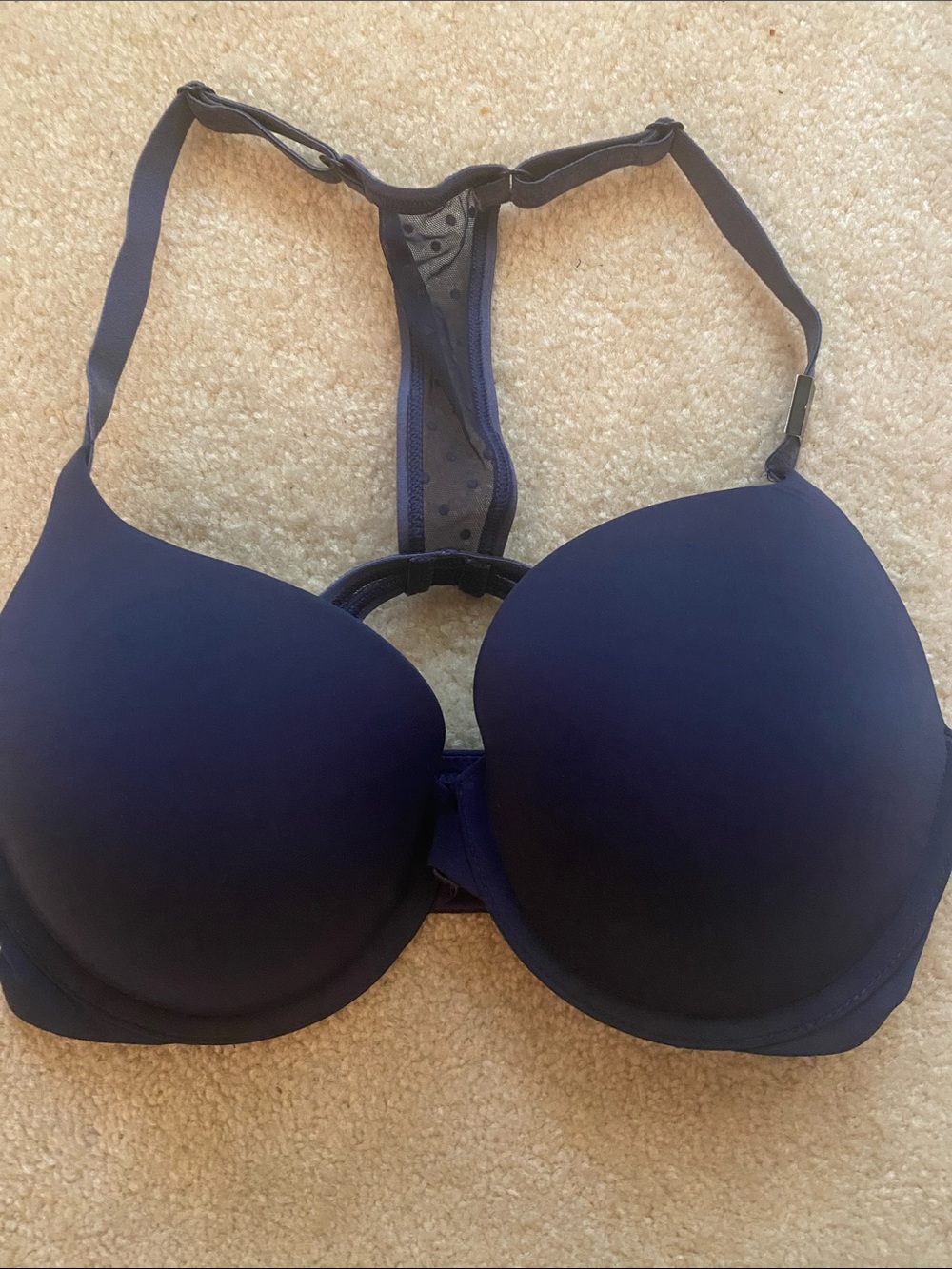 Victoria’s Secret size 32DD NWT perfect shape bra